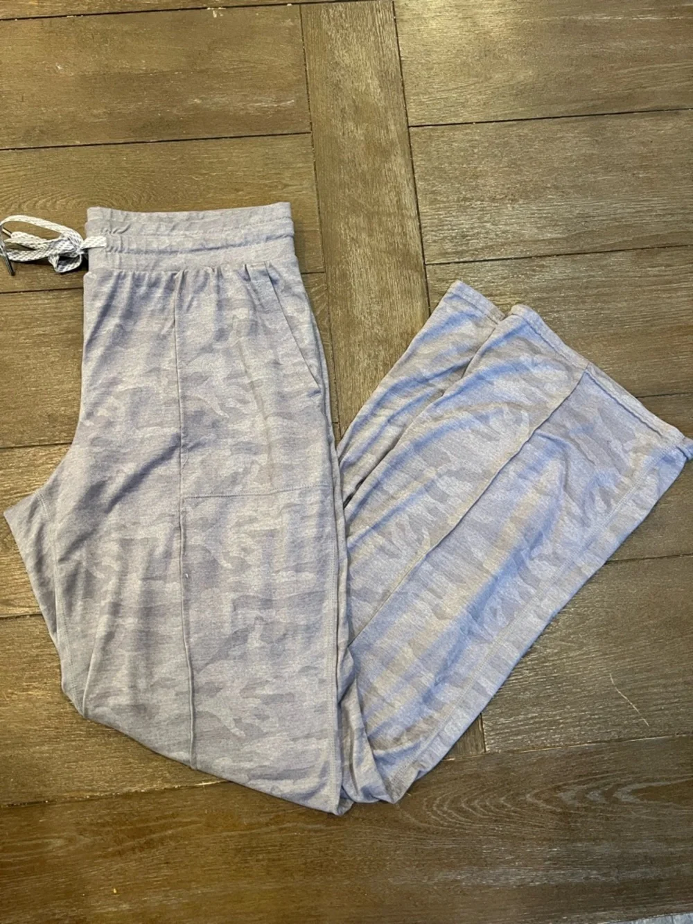Favorite Soft Pant Gray Camo Joggers Lounge Pants Athleisure Medium - Picture 2 of 6
